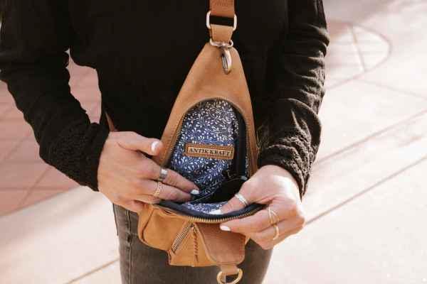 Tasha Sling Bag