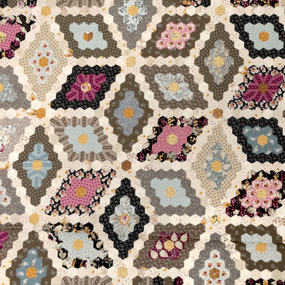 Vintage Radiance Wall Quilt Kit (includes pattern)